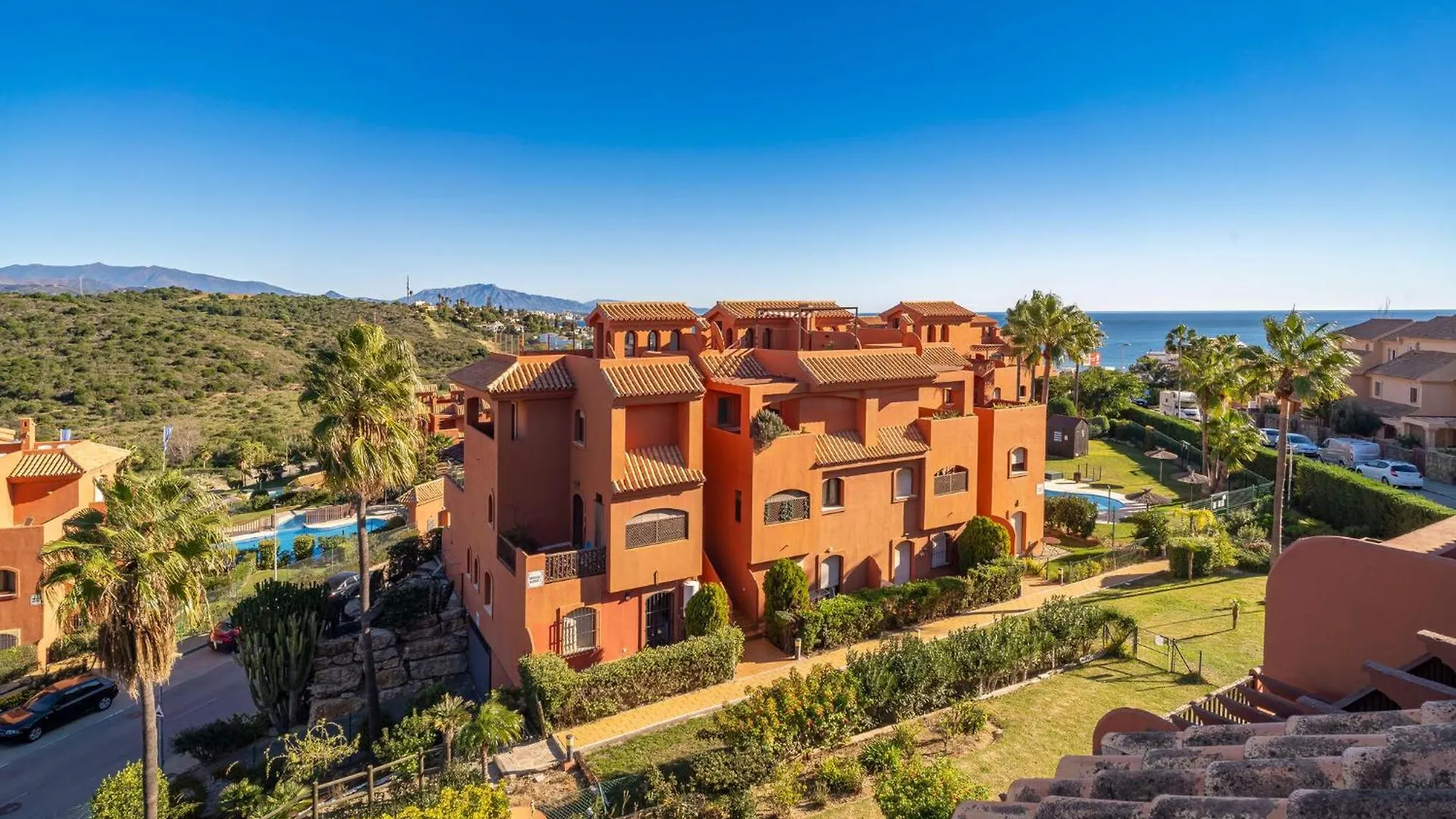 Beautiful Home In Estepona With Wifi location